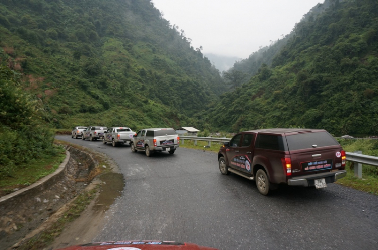 Tường thuật Isuzu Caravan Tây Bắc 2014 Tường thuật Isuzu Caravan Tây Bắc 2014