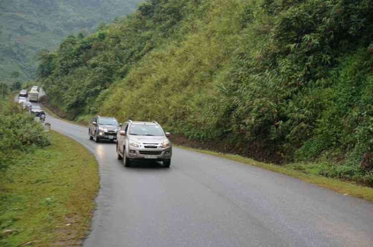 Tường thuật Isuzu Caravan Tây Bắc 2014 Tường thuật Isuzu Caravan Tây Bắc 2014