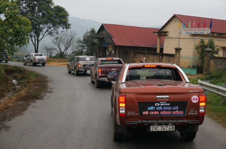 Tường thuật Isuzu Caravan Tây Bắc 2014 Tường thuật Isuzu Caravan Tây Bắc 2014