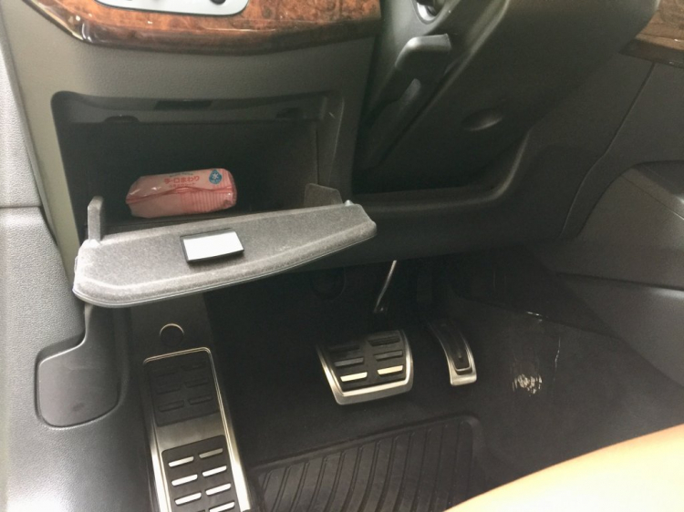 Vài nhận xét và nâng cấp xe Audi A4 B9 APEC VIETNAM 2017 LIMITED EDITION. Vài nhận xét và nâng cấp xe Audi A4 B9 APEC VIETNAM 2017 LIMITED EDITION.