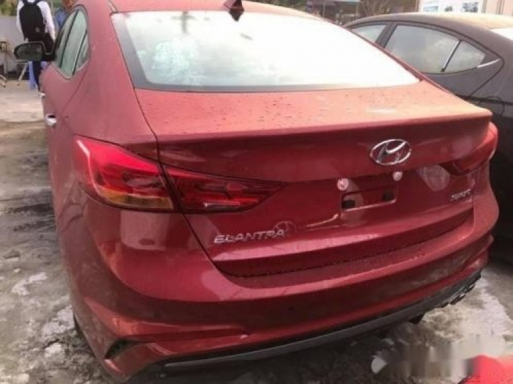 HÀNG HÓT ELANTRA SPORT TRẮNG, ĐỎ, VÀNG BE CHO AI CHÓT MÊ