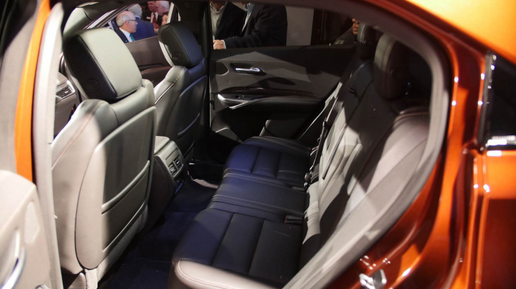 Đối thủ của Mercedes GLA và Audi Q3: Cadillac XT4 2019 hoàn toàn mới ra mắt