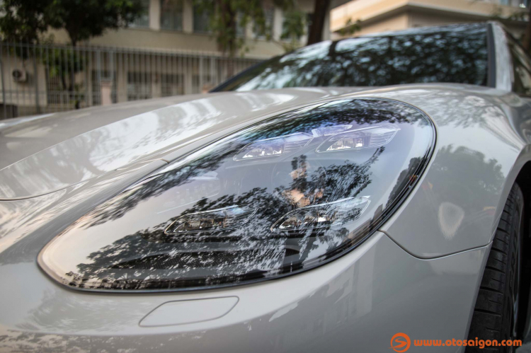 Trải nghiệm một ngày với Porsche Panamera Executive - saloon hạng sang cho doanh nhân thích thể thao Trải nghiệm một ngày với Porsche Panamera Executive - saloon hạng sang cho doanh nhân thích thể thao