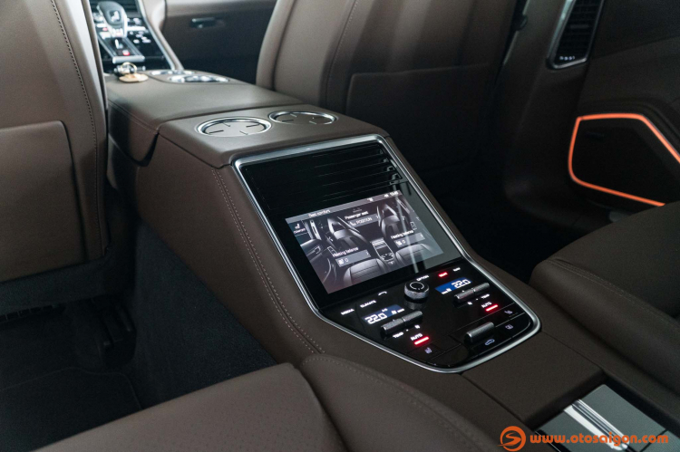 Trải nghiệm một ngày với Porsche Panamera Executive - saloon hạng sang cho doanh nhân thích thể thao Trải nghiệm một ngày với Porsche Panamera Executive - saloon hạng sang cho doanh nhân thích thể thao