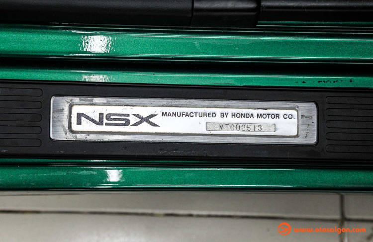 Cận cảnh siêu xe hàng hiếm Acura NSX 1996 tại Sài Gòn