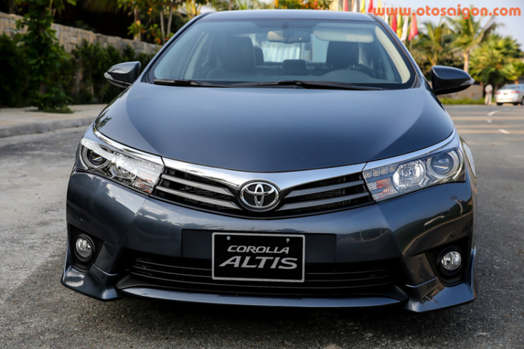 Sự “lột xác” của Toyota Corolla Altis 2014