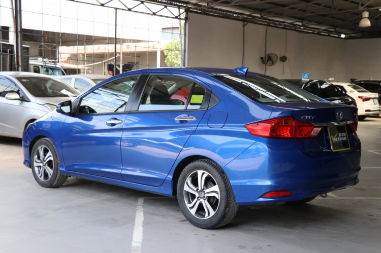 Bán HONDA CITY 1.5AT 2015, màu xanh thời thượng, giá còn thương lượng