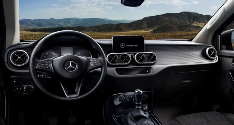 Bán tải Mercedes-Benz X-Class có giá từ 804 triệu đồng tại Úc