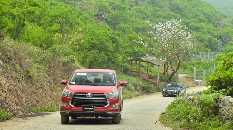 Ngắm Innova Venturer, ai còn dám nghĩ Innova chỉ để chạy “dịch vụ”? Ngắm Innova Venturer, ai còn dám nghĩ Innova chỉ để chạy “dịch vụ”?