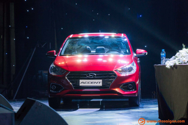 So sánh giá bán Hyundai Accent 2018 với Vios, City và Mazda2