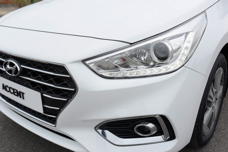 Ảnh đẹp của Hyundai Accent 2018 và một số cảm nhận đầu tiên