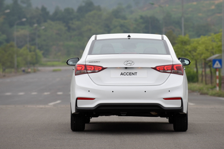 [Clip] Khám phá nhanh Hyundai Accent 2018 phiên bản 1.4L AT Đặc biệt; giá 540 triệu đồng