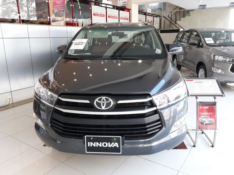 Xe Innova ưu đãi lãi suất 0.3%/ tháng chương trình áp dụng đến hết ngày 31/05.