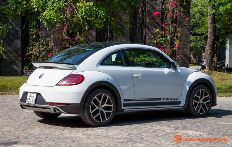 Volkswagen Beetle Dune giá 1,469 tỷ đồng; ''con bọ'' tuyệt vời dành cho phái đẹp