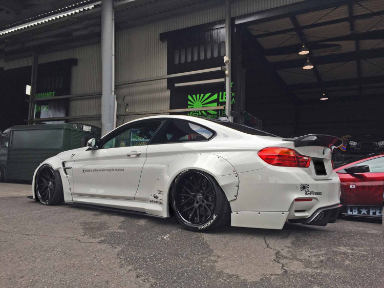 BMW M4 độ công suất 702 mã lực; mạnh hơn siêu xe Ferrari 488 GTB BMW M4 độ công suất 702 mã lực; mạnh hơn siêu xe Ferrari 488 GTB