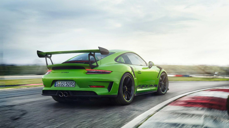 Porsche 911 GT3 RS 2018 hoàn thành vòng đua Nürburgring chỉ trong vòng 6 phút 56 giây