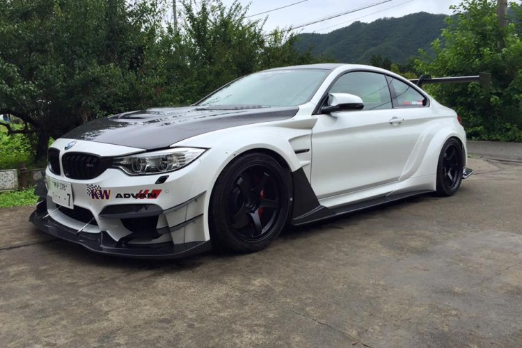 BMW M4 độ công suất 702 mã lực; mạnh hơn siêu xe Ferrari 488 GTB BMW M4 độ công suất 702 mã lực; mạnh hơn siêu xe Ferrari 488 GTB