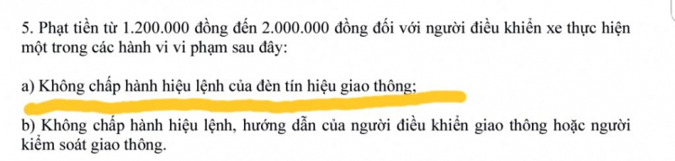 Vượt đèn vàng tại ngã ba thái lan. Đang gom rất nhiều các pác cẩn thận