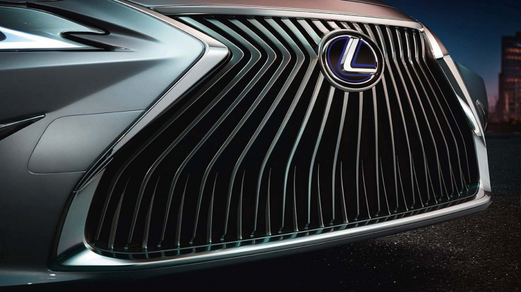 Lexus chính thức ra mắt ES 2019: Thiết kế sang trọng; dài hơn Lexus GS