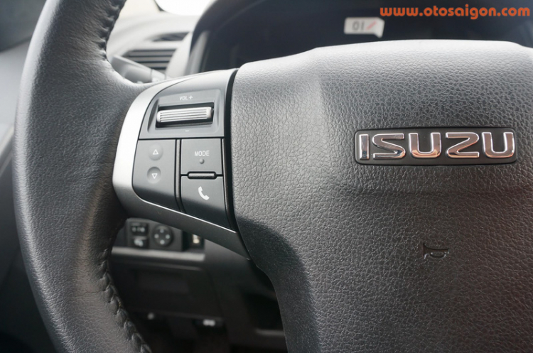 Cận cảnh Isuzu D-Max 2015 tại Việt Nam