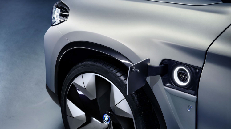 SUV chạy điện BMW Concept iX3: Mẫu concept chạy điện dự kiến sẽ sản xuất tại Trung Quốc