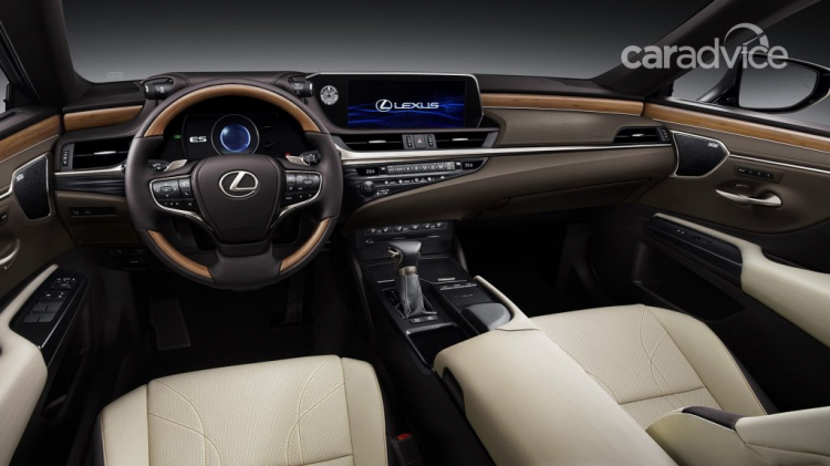 Lexus ES 2019 trình làng; lấy cảm hứng từ LS, rộng hơn, thêm bản F-Sport