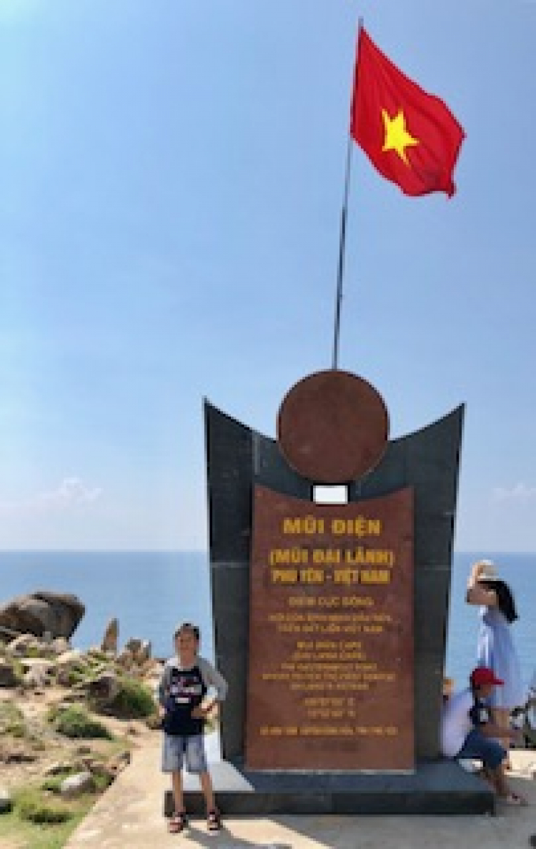 HÀNH TRÌNH SAIGON-NHA TRANG-QUY NHƠN-PHAN RANG-SAIGON 04/2018