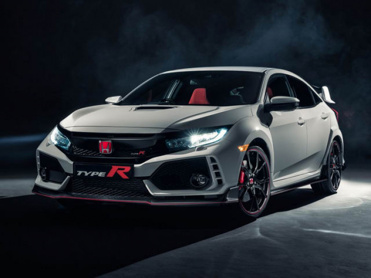 Honda Civic 2017 độ body và đẩy công suất lên gần 300 mã lực tại Sài Gòn Honda Civic 2017 độ body và đẩy công suất lên gần 300 mã lực tại Sài Gòn