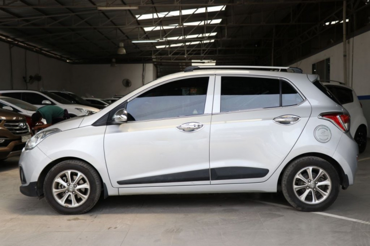 Hyundai i10 Grand 1.0AT 2015, màu bạc, 69.000km, giá liên hệ, hỗ trợ trả góp