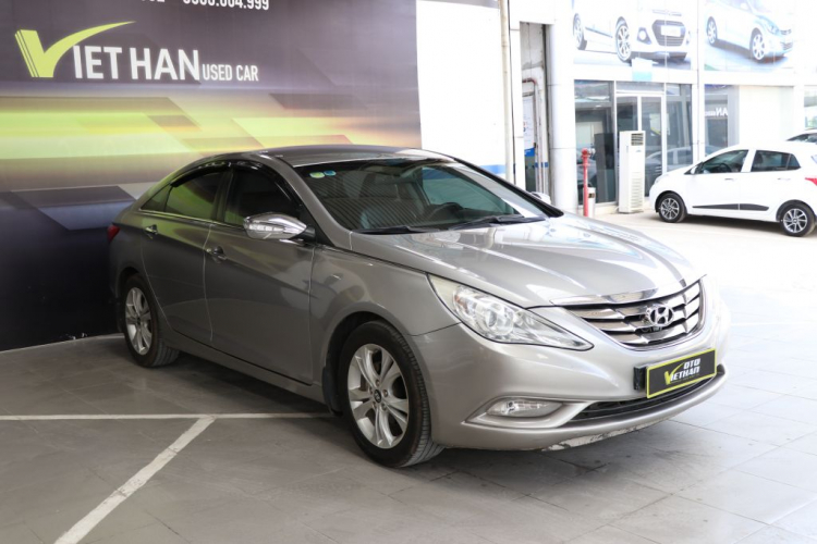 Hyundai Sonata Y20 2.0AT 2010, màu xám, 81.000, giá thương lượng, hỗ trợ tra góp