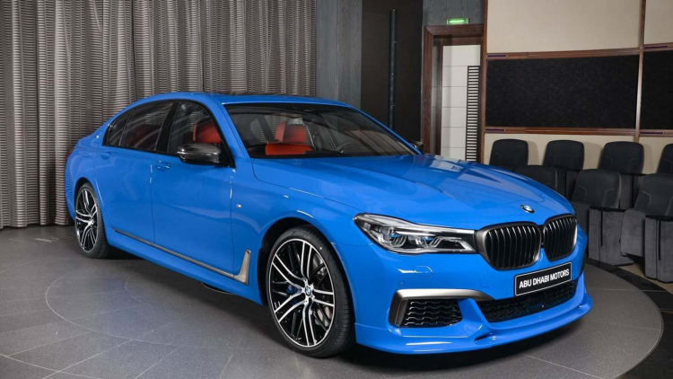 BMW M760Li đặc biệt tại Abu Dhabi: Sedan hạng sang cỡ lớn với màu sơn của xe thể thao