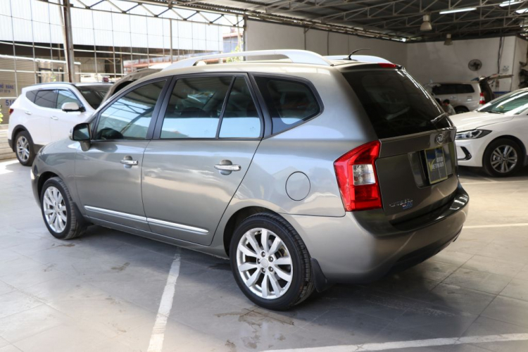 Kia Carens SX 2.0AT 2011, màu xám, giá thương lượng, hỗ trợ trả góp