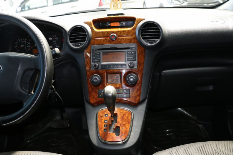 Kia Carens SX 2.0AT 2011, màu xám, giá thương lượng, hỗ trợ trả góp