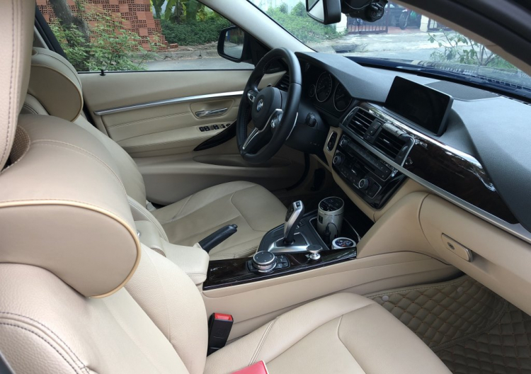 BMW 330i (F30) độ phong cách BMW M3 (F80) BMW 330i (F30) độ phong cách BMW M3 (F80)