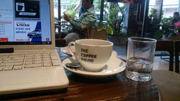 Bọn the coffee house rửa tiền hả các anh