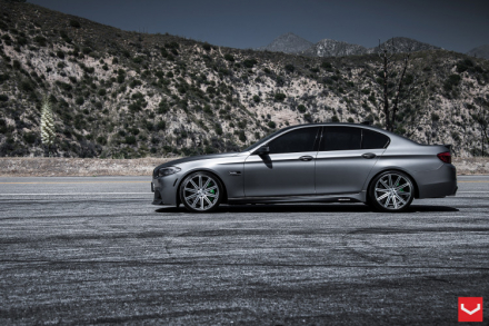 BMW-F10-5Series-On-Vossen-Wheels-8-750x500.jpg