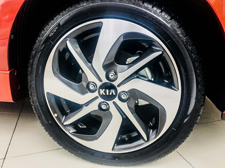 Kia Morning có thêm phiên bản S 2018  với giá bán 393 triệu đồng