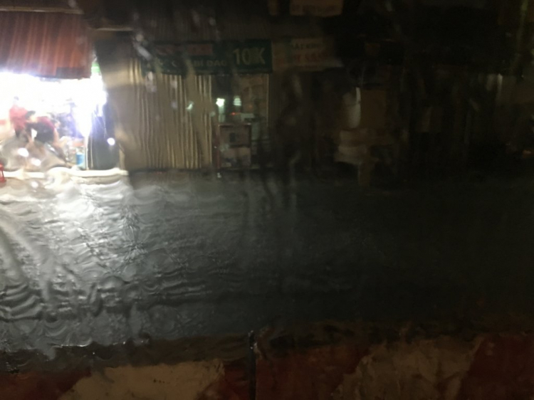 TP.HCM mùa nước nổi đã về