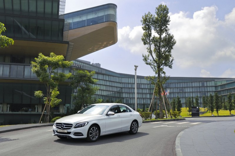 "Sờ" thực tế Mercedes-Benz C-Class 2015 ra mắt tại Việt Nam