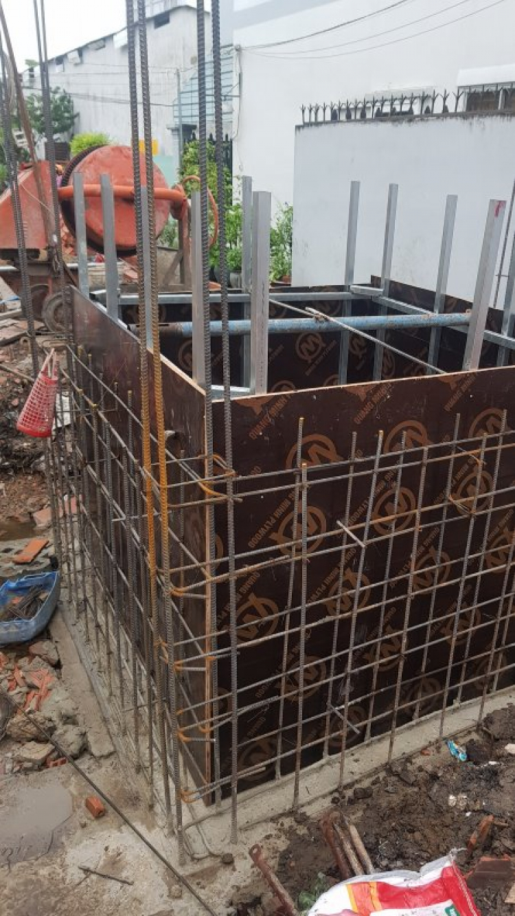Gấp các bác ạ ! Tư vấn giúp em về bản Hợp đồng XD này ! Gấp các bác ạ ! Tư vấn giúp em về bản Hợp đồng XD này !