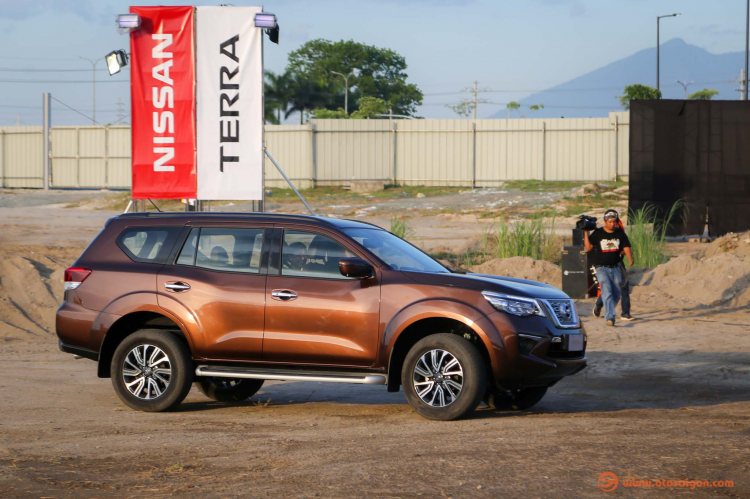 Nissan Terra ra mắt ở Philippines, SUV cỡ trung 7 chỗ, sẽ về Việt Nam trong thời gian tới