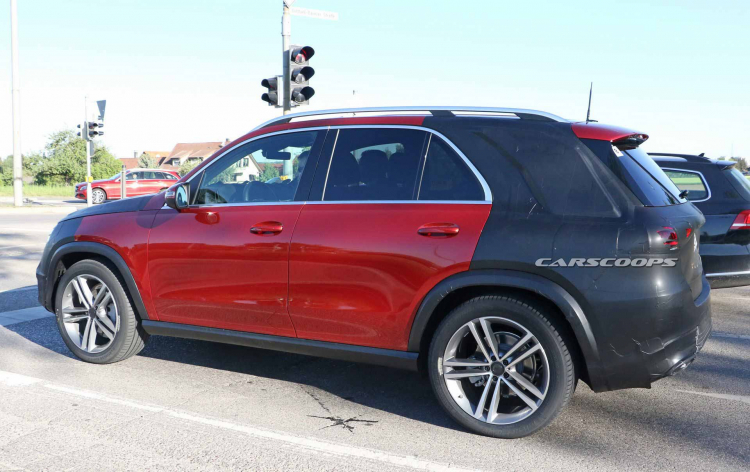 Mercedes-Benz GLE 2019 xuất hiện với vẻ ngoài thể thao