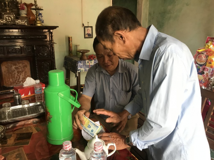 TIẾP NHẬN CHUYỂN GIAO TIỀN PHÚNG ĐIẾU TỚI GIA ĐÌNH HIỆP SĨ ĐƯỜNG PHỐ TỬ NẠN - Đã khoá sổ TIẾP NHẬN CHUYỂN GIAO TIỀN PHÚNG ĐIẾU TỚI GIA ĐÌNH HIỆP SĨ ĐƯỜNG PHỐ TỬ NẠN - Đã khoá sổ