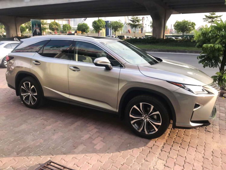 Lexus RX 350L 2018 phiên bản 7 chỗ đã về Việt Nam; giá không dưới 4,9 tỷ đồng