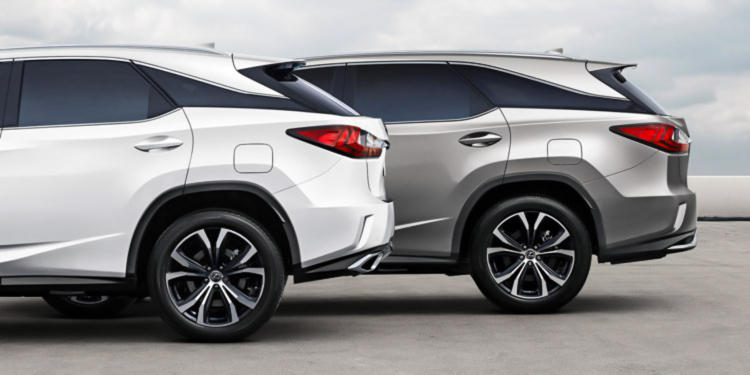 Thêm 1 tỷ đồng để có thêm hàng ghế thứ 3 trên Lexus RX, các bác có sẳn sàng?