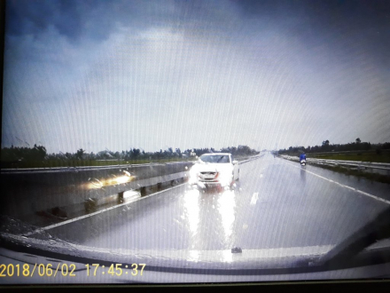 15279528259871552072518.jpg
