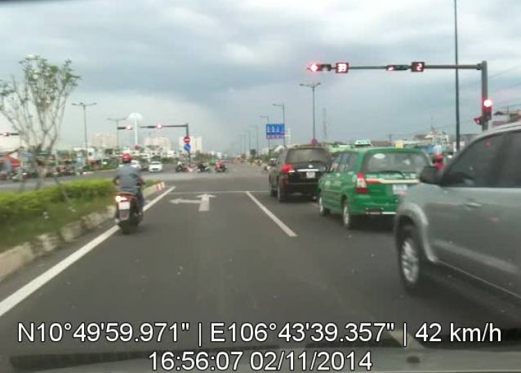 tuyến Phạm Văn Đồng đã bỏ đèn xanh đỏ tuyến Phạm Văn Đồng đã bỏ đèn xanh đỏ