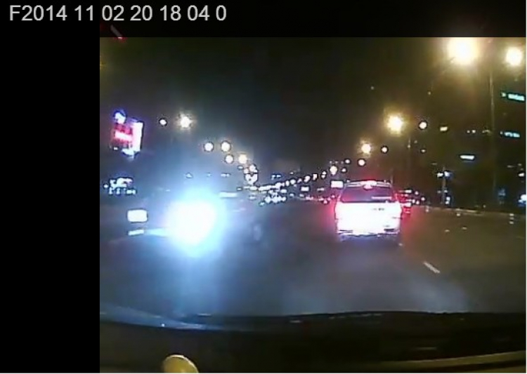 Cả nhà em mém tiêu với thằng khùng !!!
