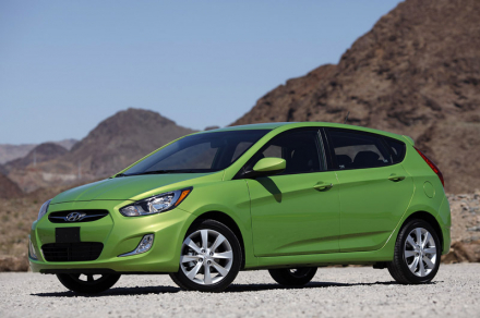 Hyundai-accent-5doors-2012.jpg