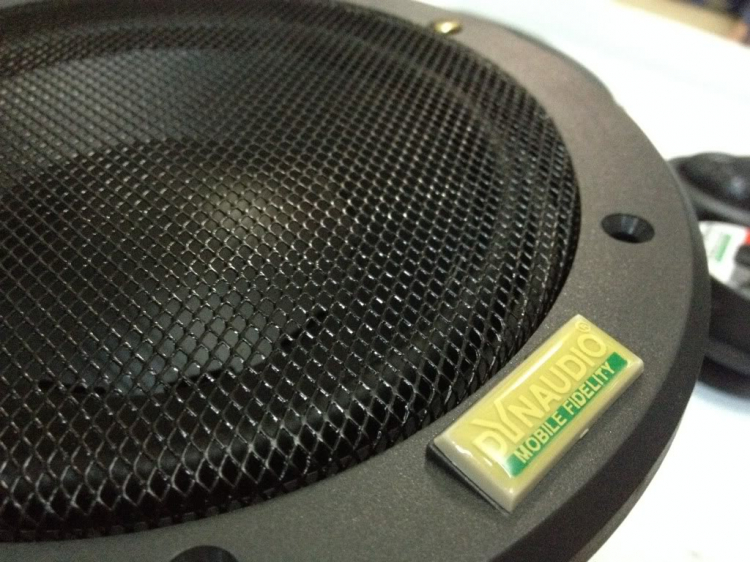 Nâng cấp âm thanh DYNAUDIO cho Focus Nâng cấp âm thanh DYNAUDIO cho Focus